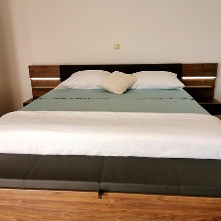 Apartment Brala Posedarje Esterno foto