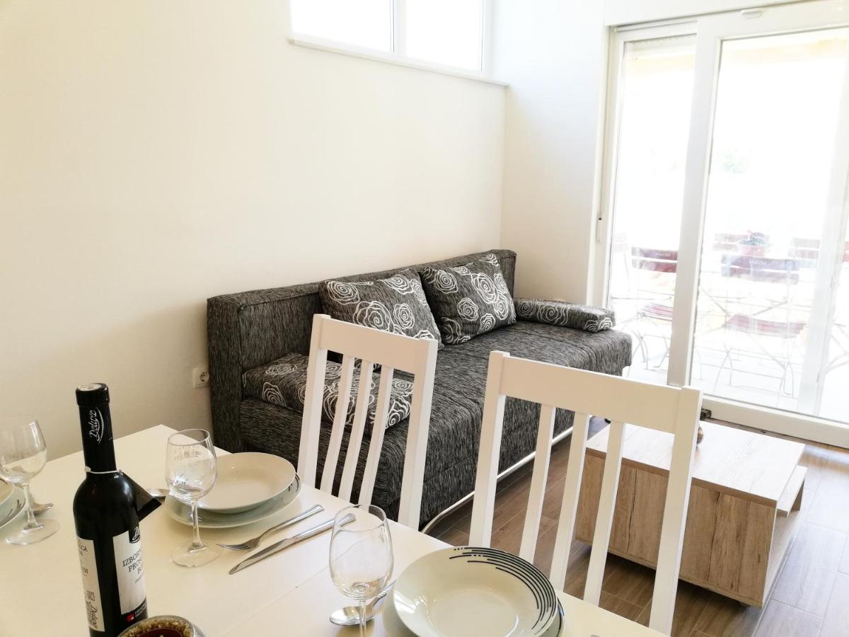 Apartment Brala Posedarje Esterno foto